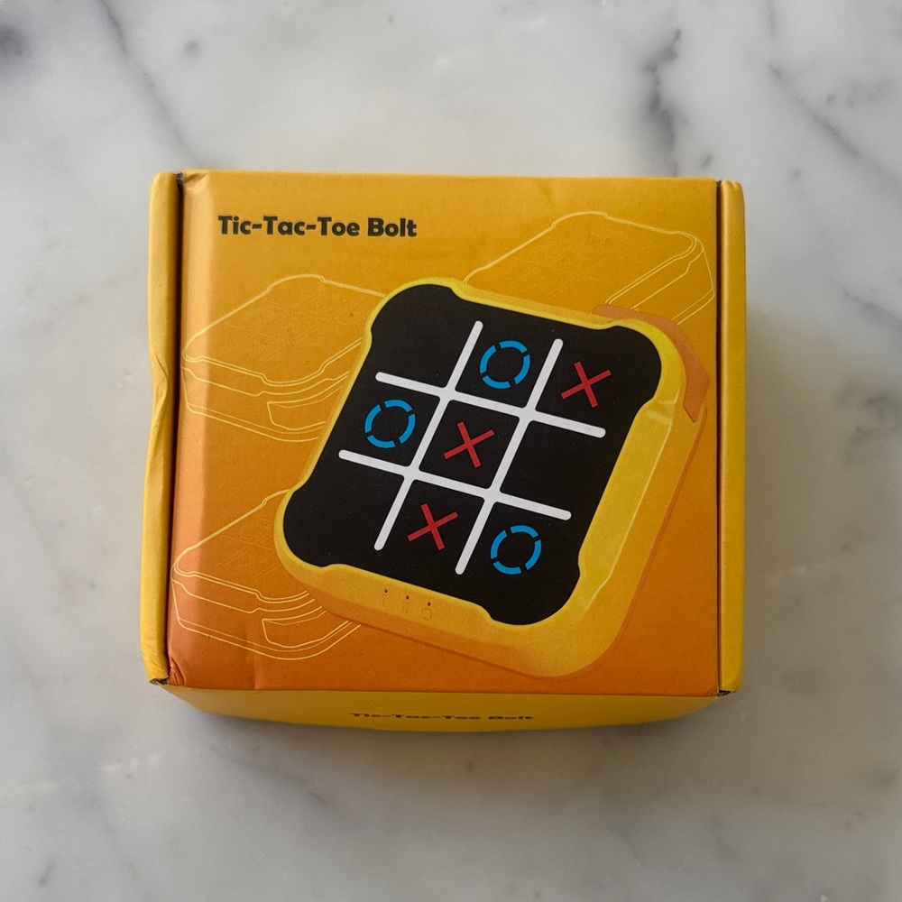 4-in-1 Tic-Tac-Toe Bolt